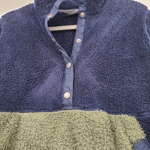 Marmot women's jacket medium. - Picture 2 of 9